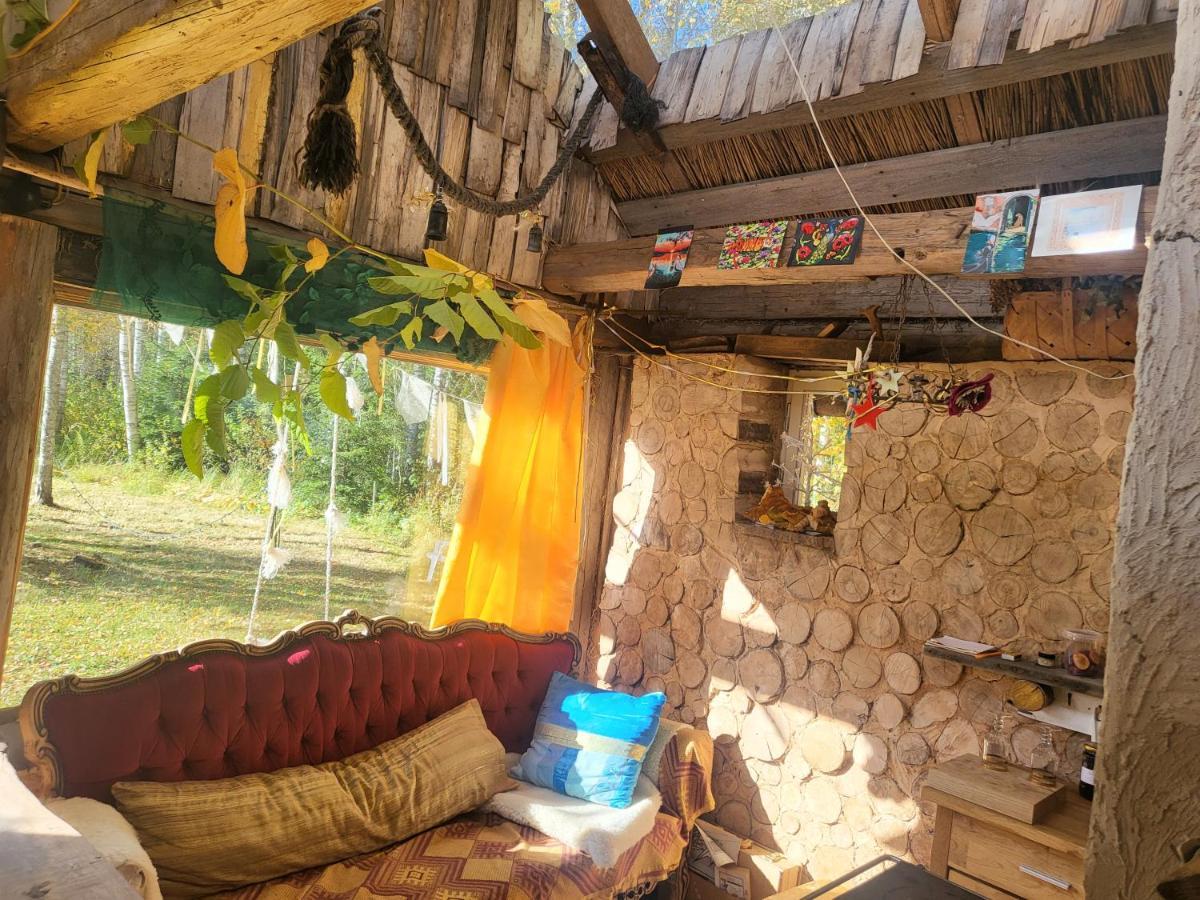 Baltas Raganinas Pirts Villa Sabile Kültér fotó